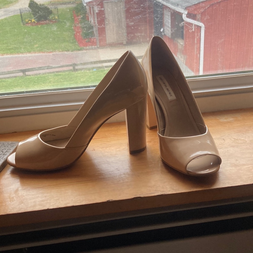 Saks fifth Avenue shoes